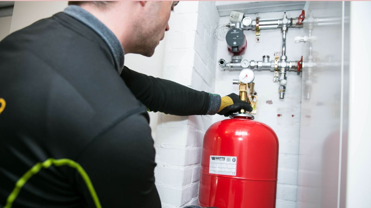 Riktig dimensjonering av ekspansjonskaret er viktig når du jobber med varmepumper og vannbåren varme.